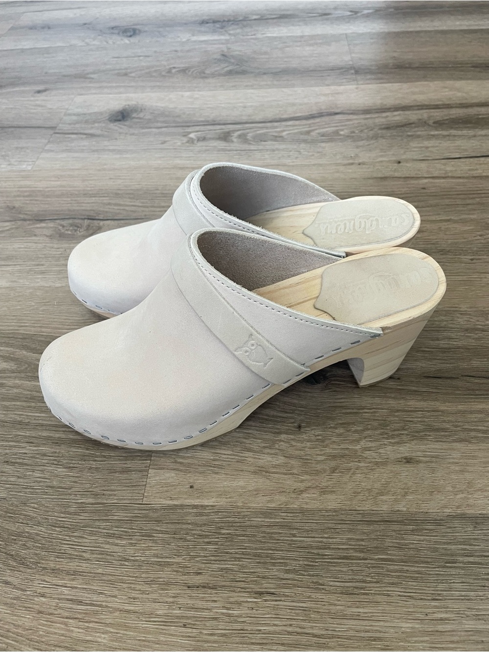 Sandgrens Swedish Clogs EU 39 Cream Leather Wood High Heel Mules